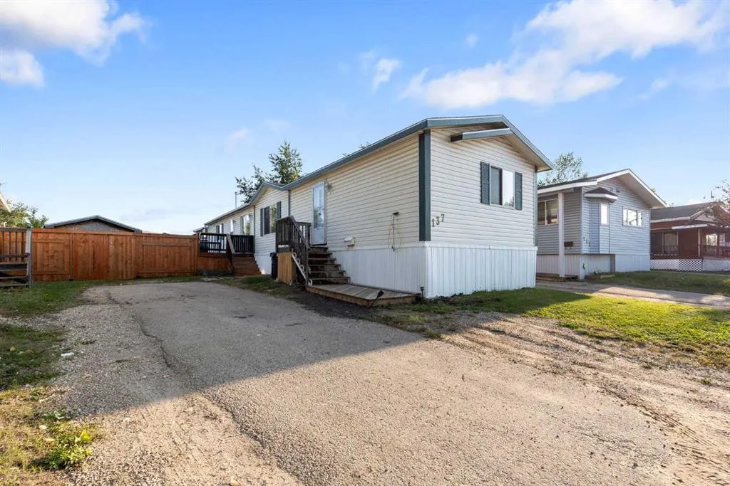 137 Grenfell Crescent