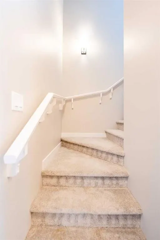 419 Hotchkiss Manor SE