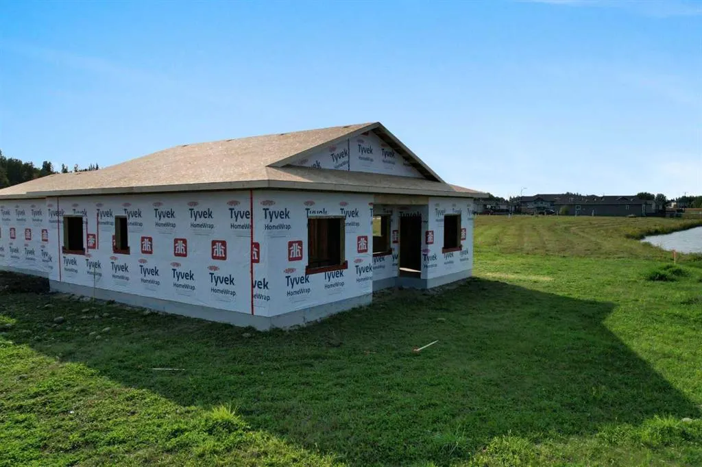 54 Lakeview Place