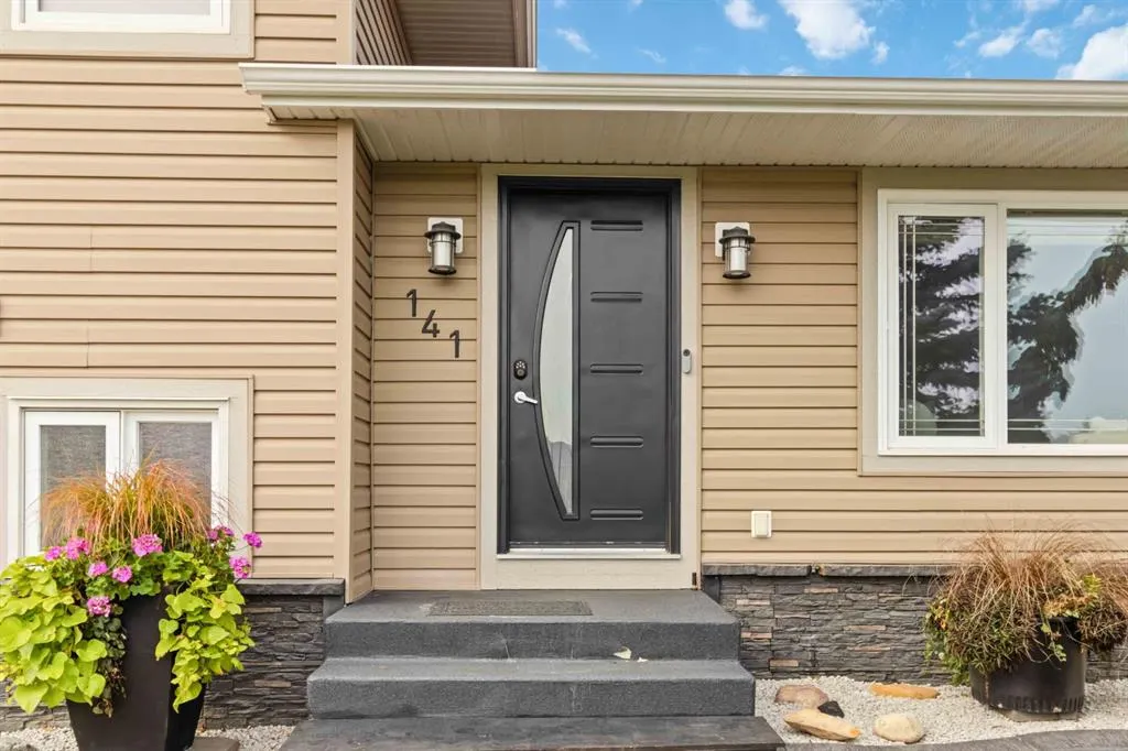 141 Hillcrest Drive