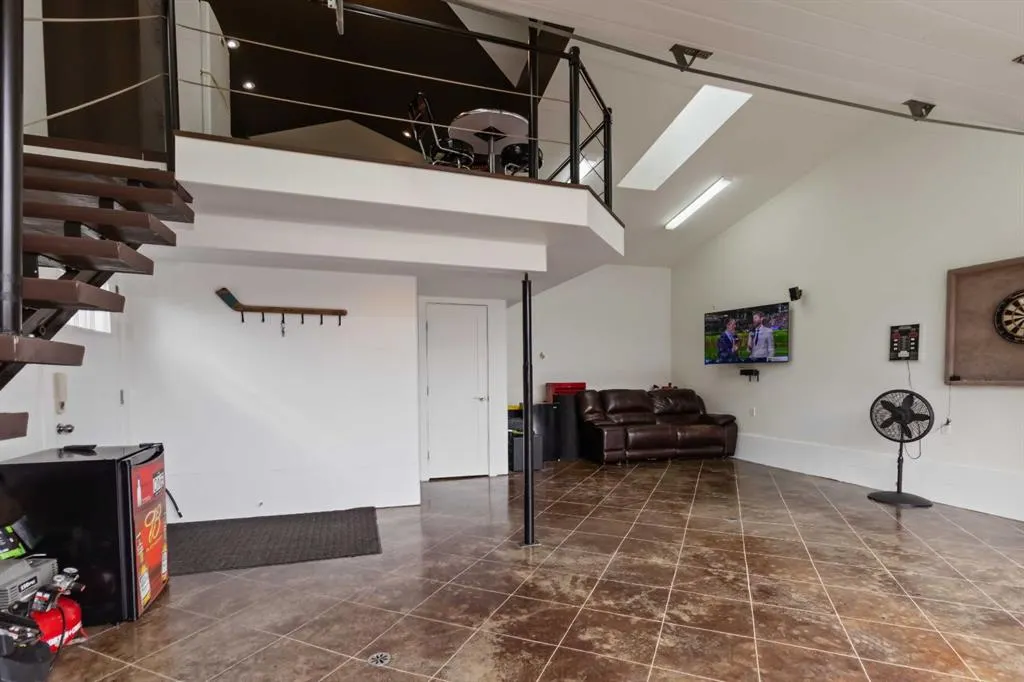 141 Hillcrest Drive
