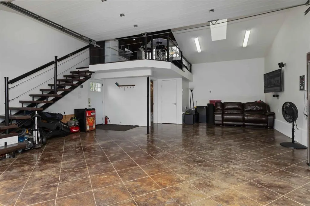 141 Hillcrest Drive