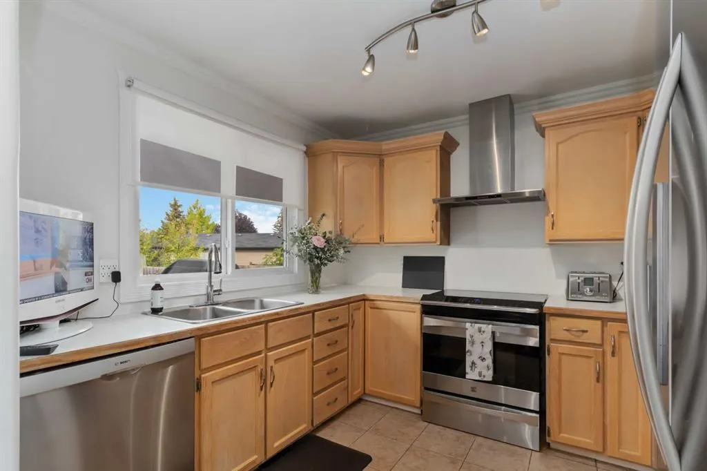 141 Hillcrest Drive