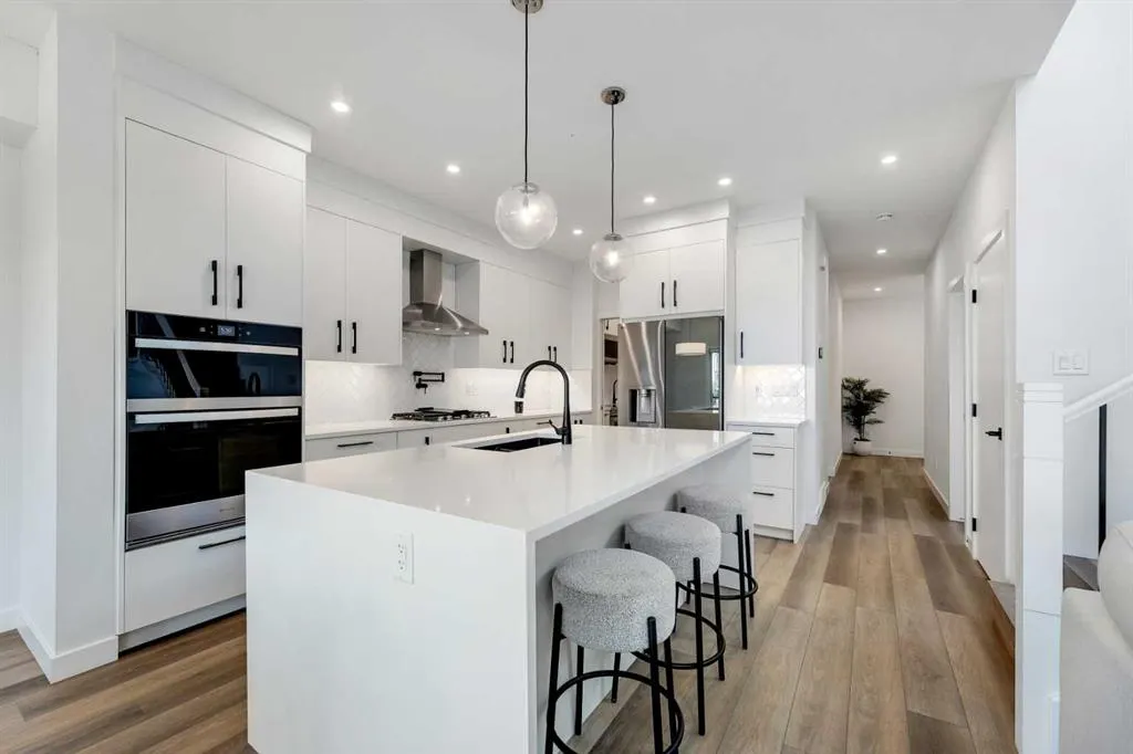 28 Carringvue Passage NW
