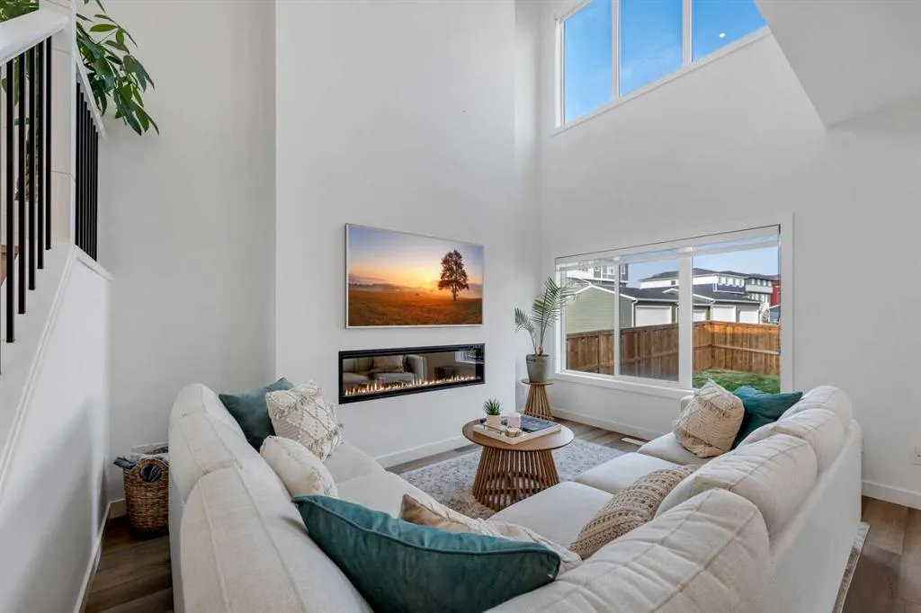 28 Carringvue Passage NW