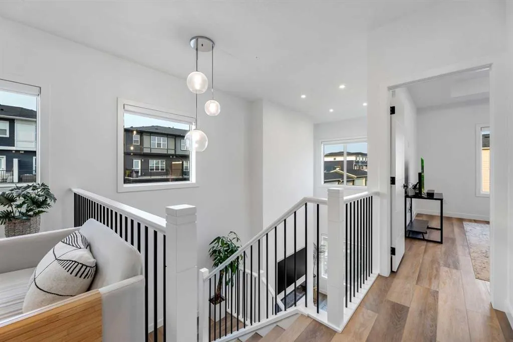 28 Carringvue Passage NW