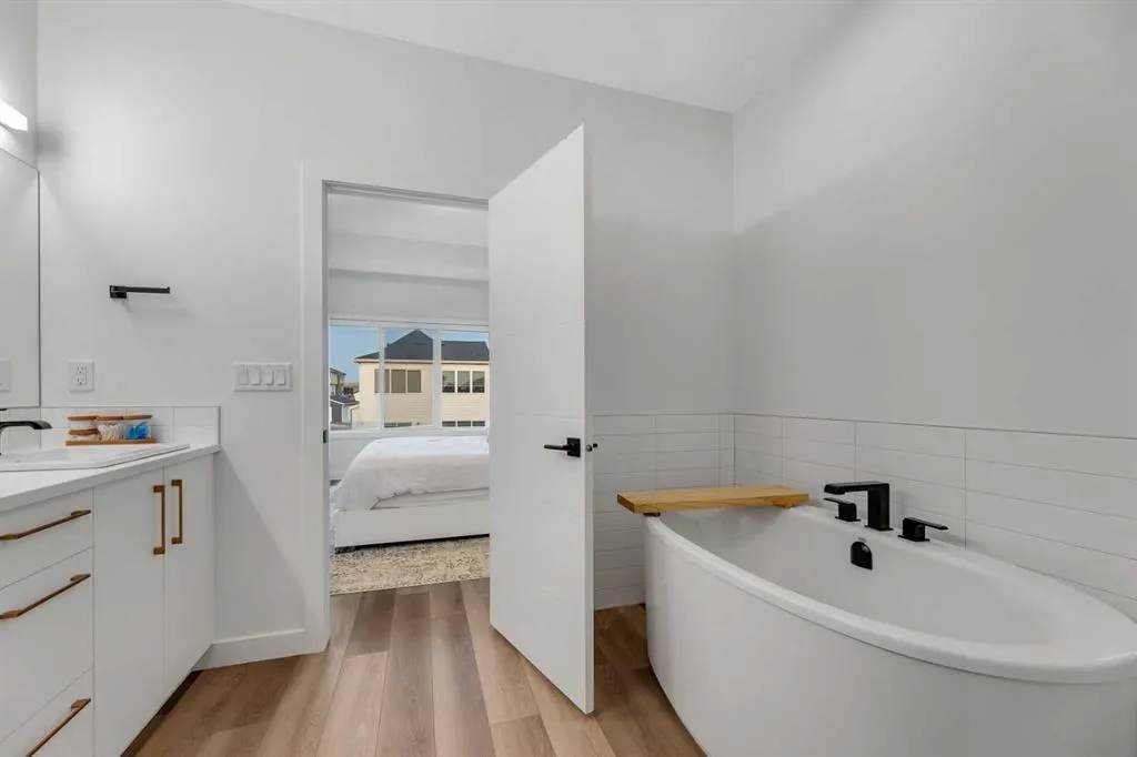 28 Carringvue Passage NW
