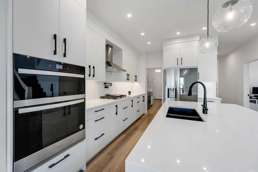 28 Carringvue Passage NW