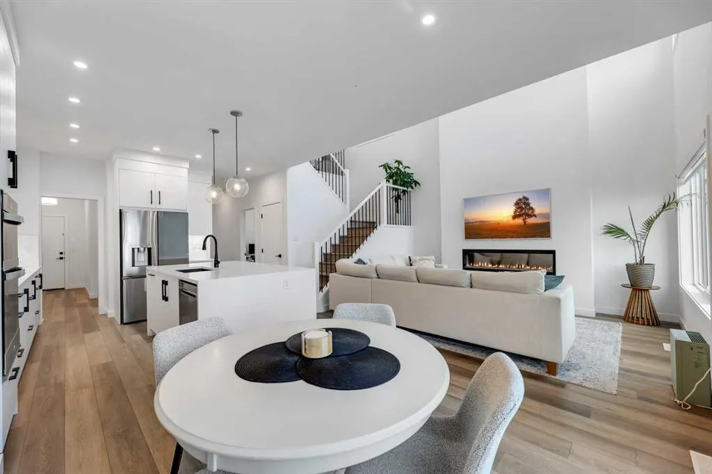 28 Carringvue Passage NW
