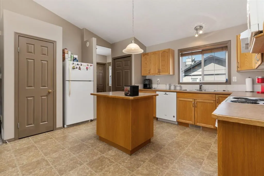 4702 53 Avenue, #42