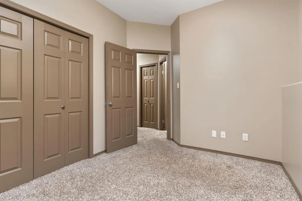 4702 53 Avenue, #42