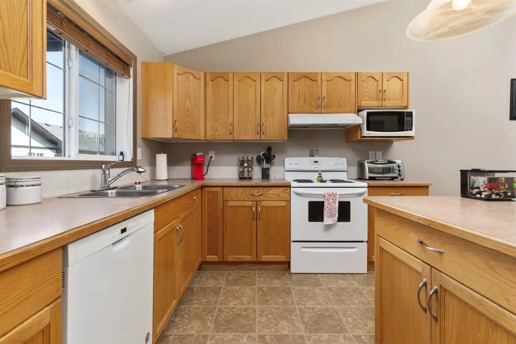 4702 53 Avenue, #42
