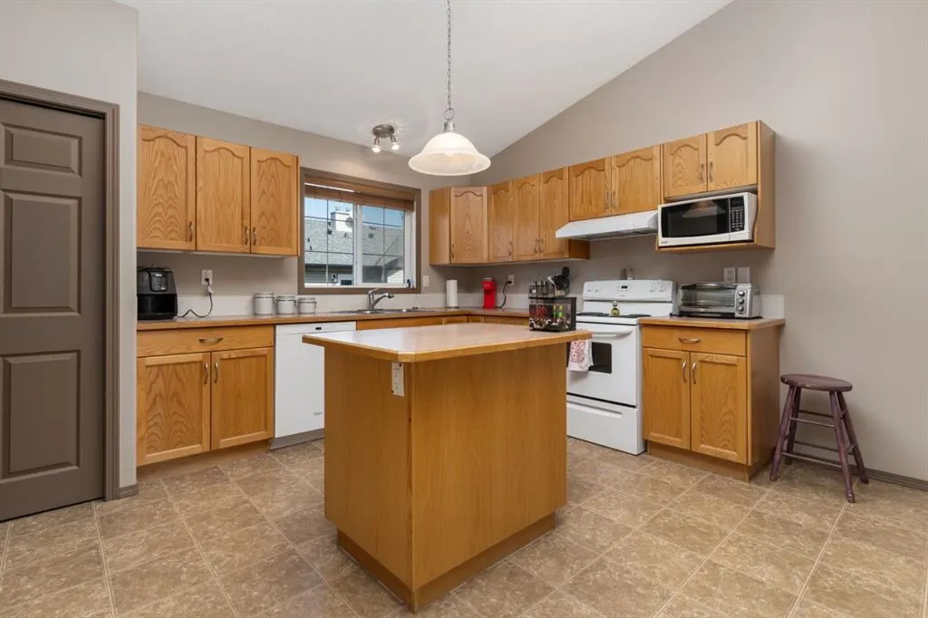 4702 53 Avenue, #42