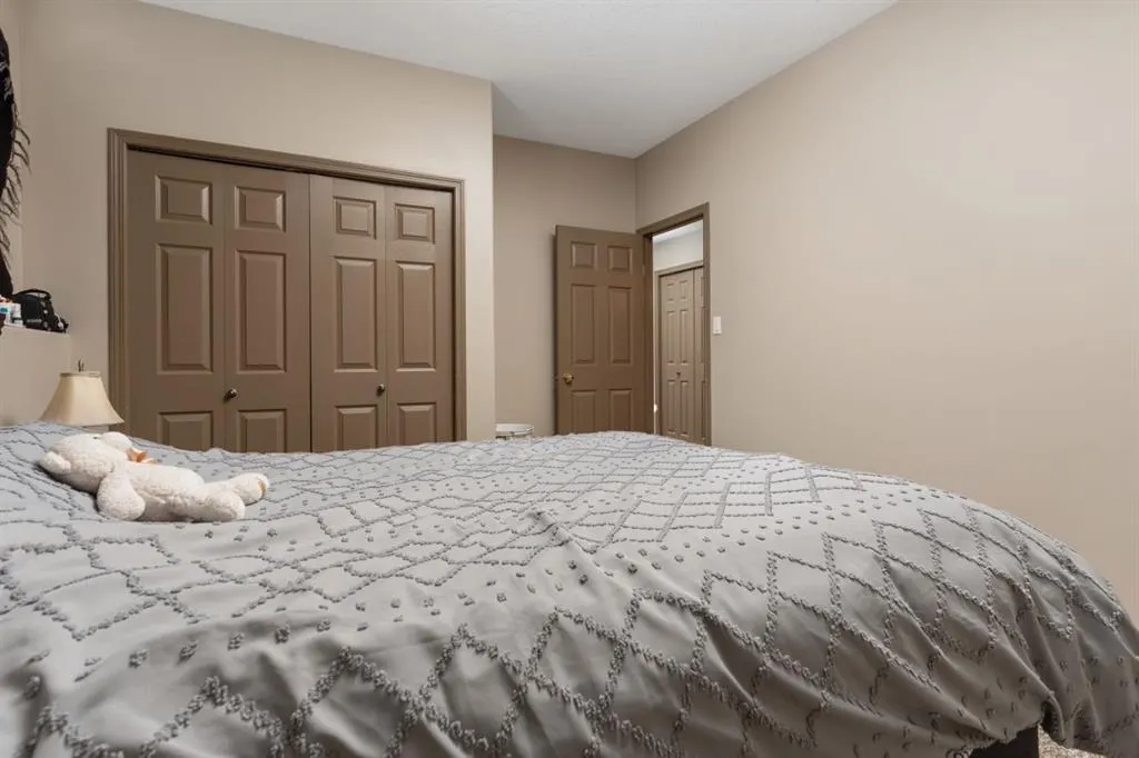 4702 53 Avenue, #42