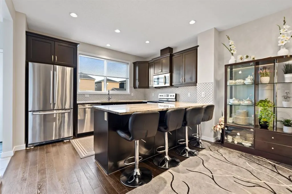 14 Red Embers Crescent NE