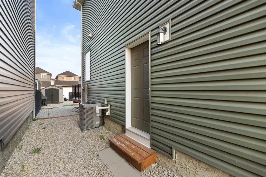14 Red Embers Crescent NE