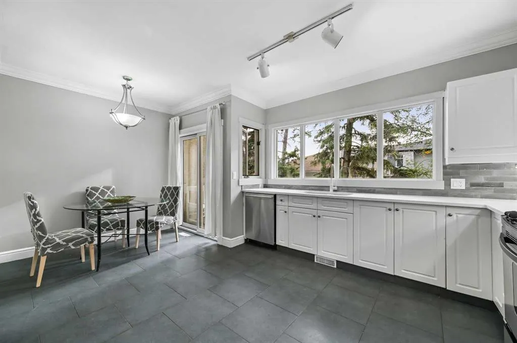 1611 21 Avenue SW, #3