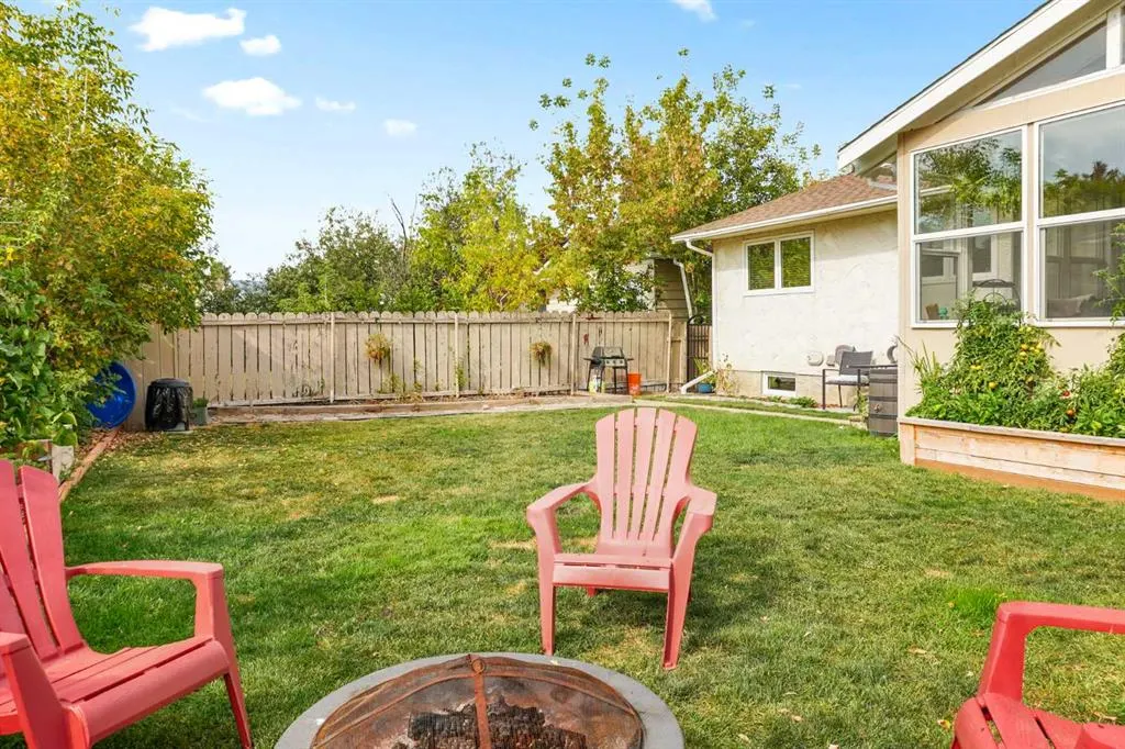 15 Sheridan Place W