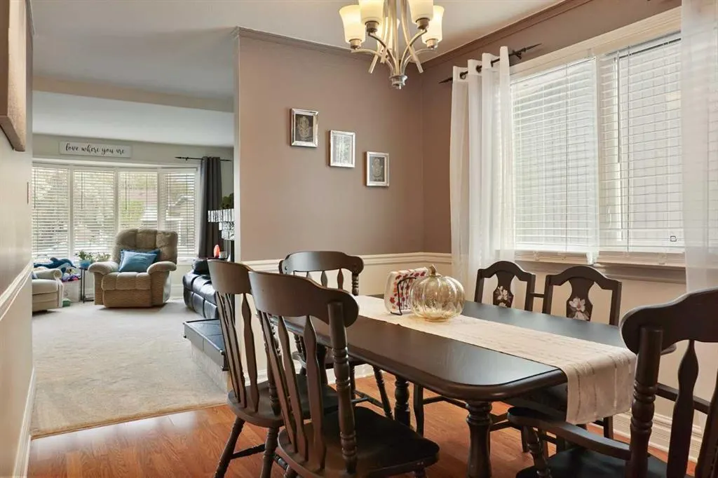 15 Sheridan Place W