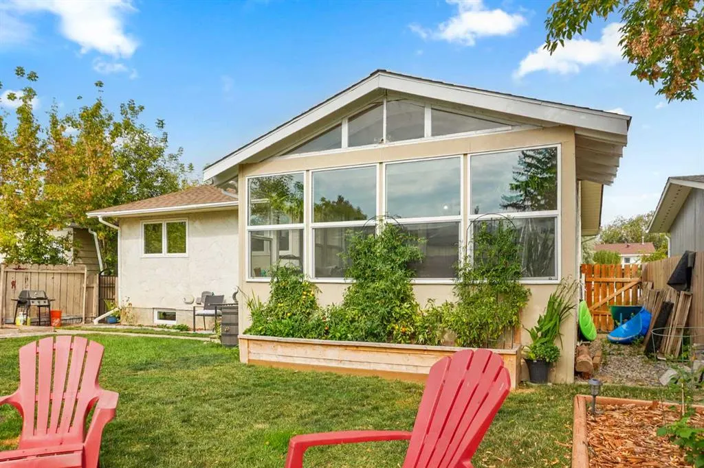 15 Sheridan Place W
