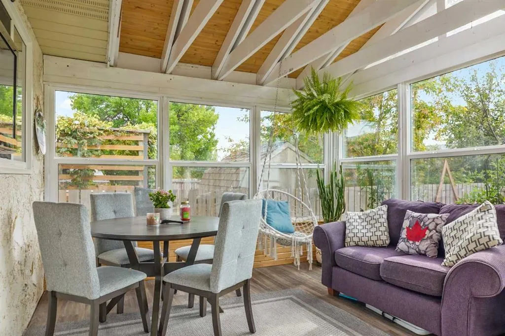 15 Sheridan Place W