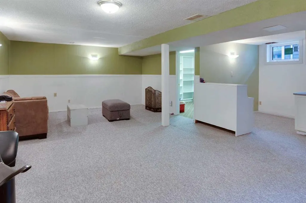 823 Cannell Road SW