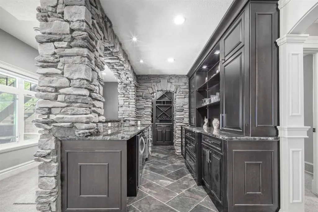 55 Aspen Ridge Court SW