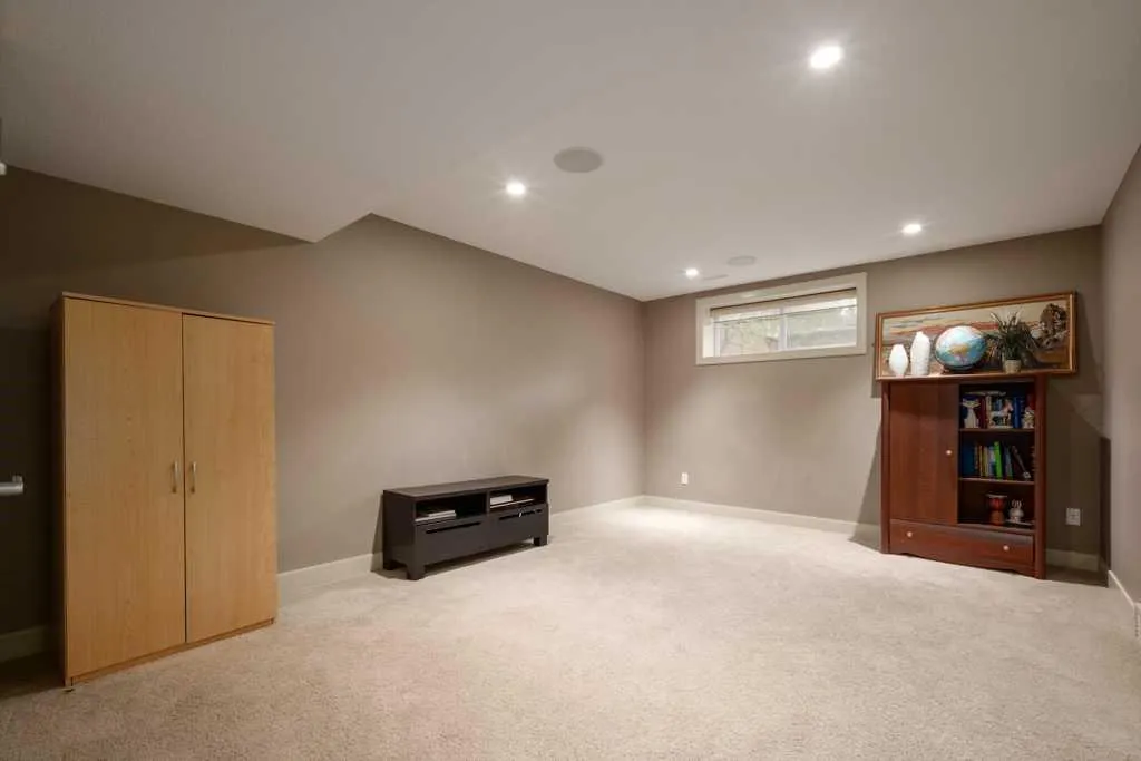24 Aspen Meadows Green SW