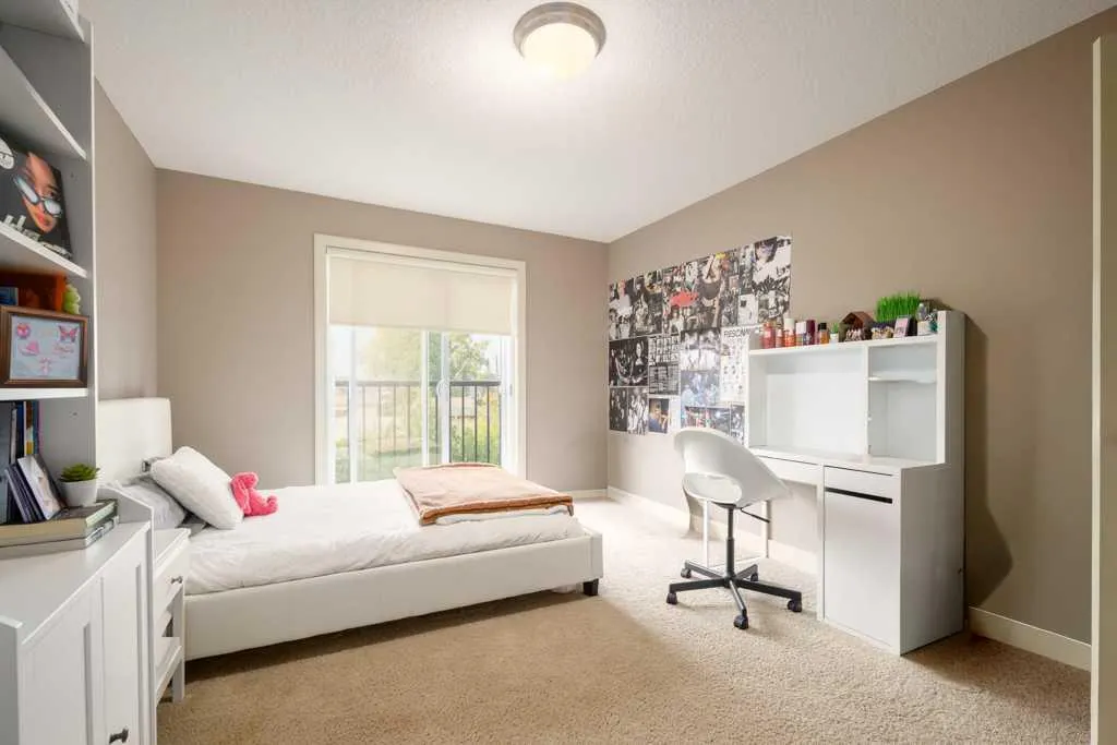 24 Aspen Meadows Green SW