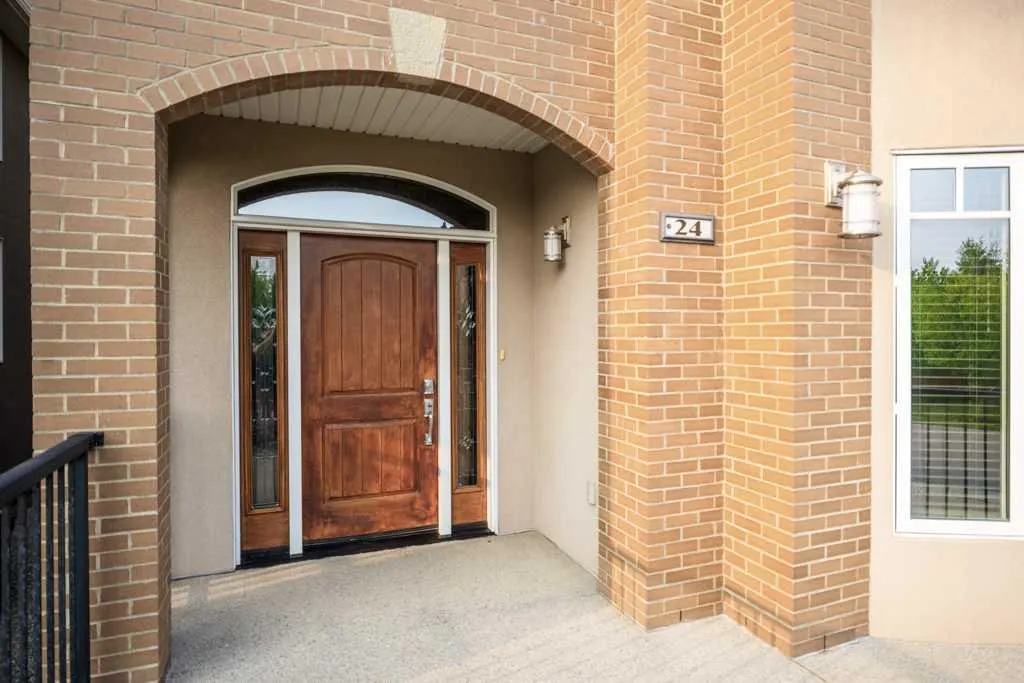 24 Aspen Meadows Green SW