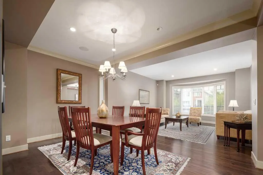 24 Aspen Meadows Green SW