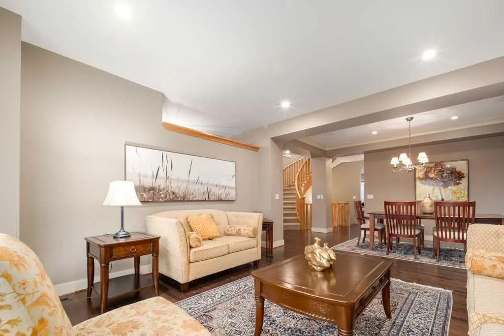 24 Aspen Meadows Green SW