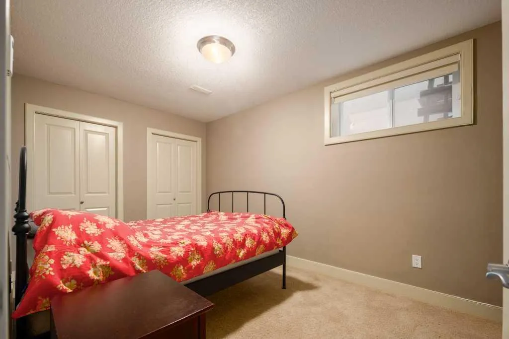 24 Aspen Meadows Green SW