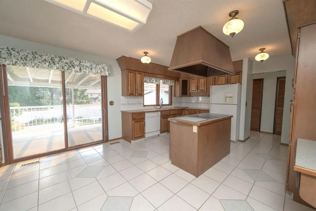 23 Berry Avenue