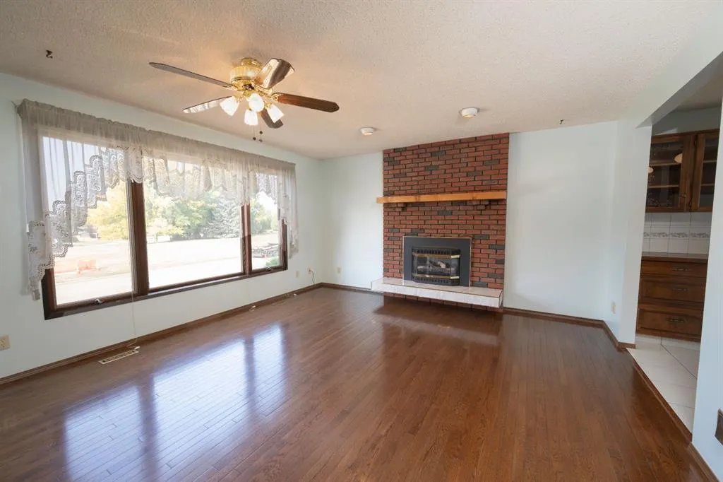 23 Berry Avenue