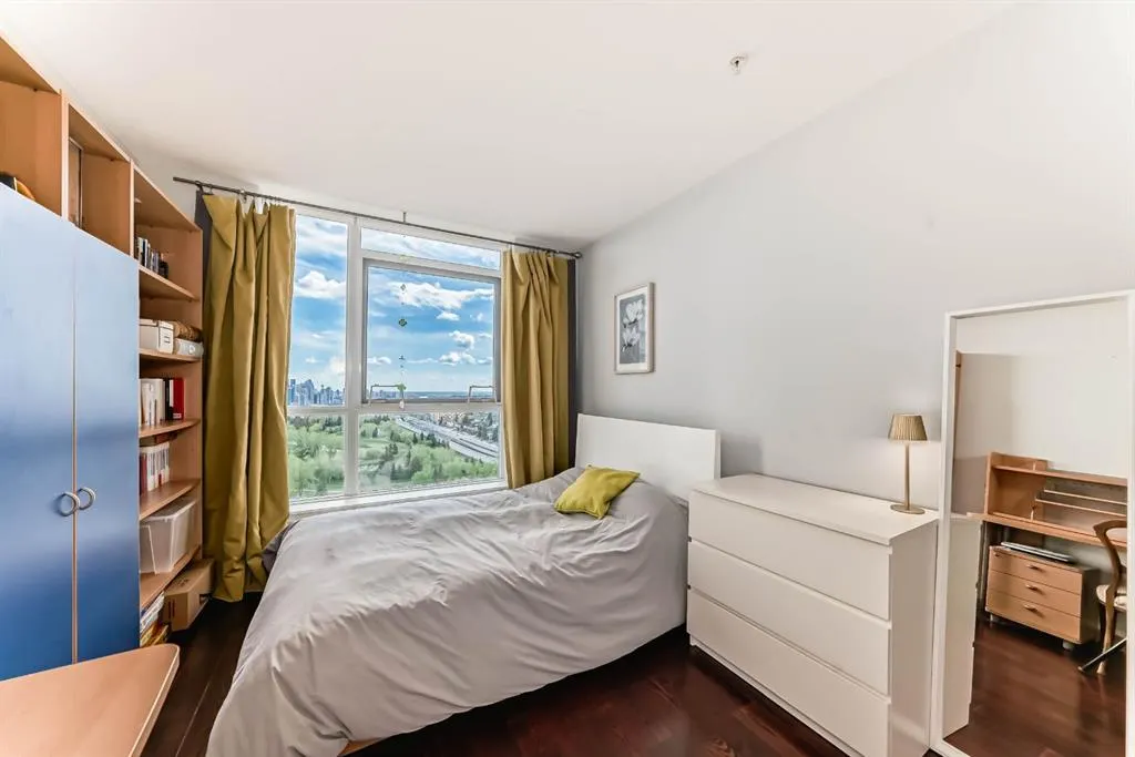 77 Spruce Place SW, #1907