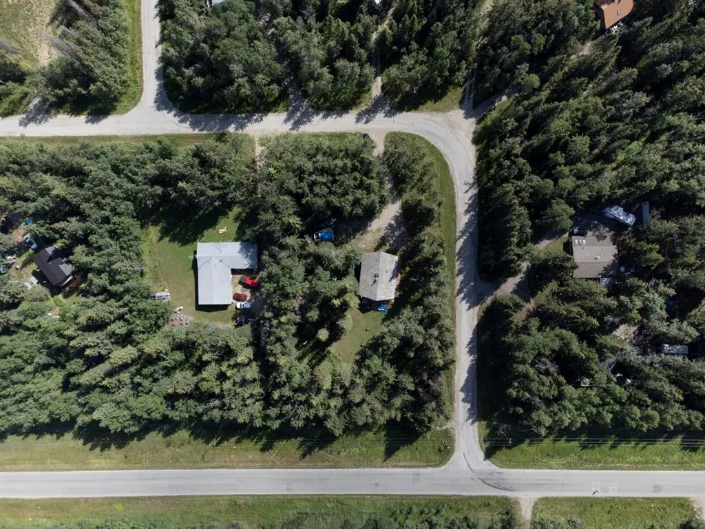 Unit 4 29415 Range Road 52
