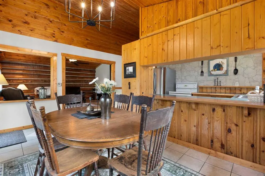 Unit 4 29415 Range Road 52