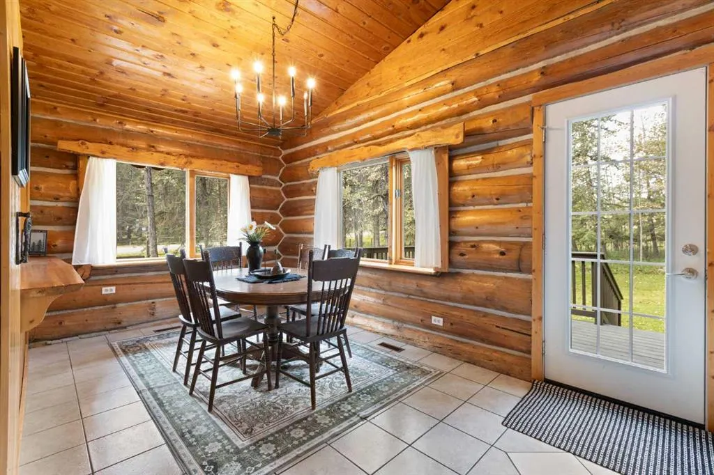 Unit 4 29415 Range Road 52