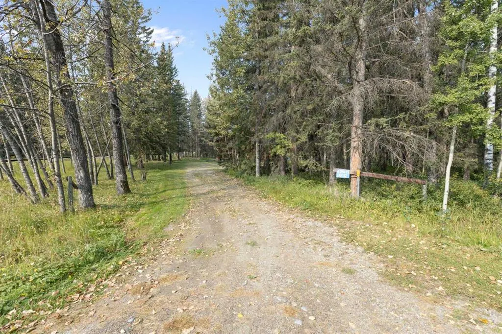 Unit 4 29415 Range Road 52