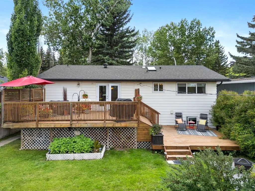 489 Lake Ontario Place SE