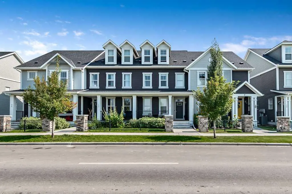 38 Reynolds Gate SW