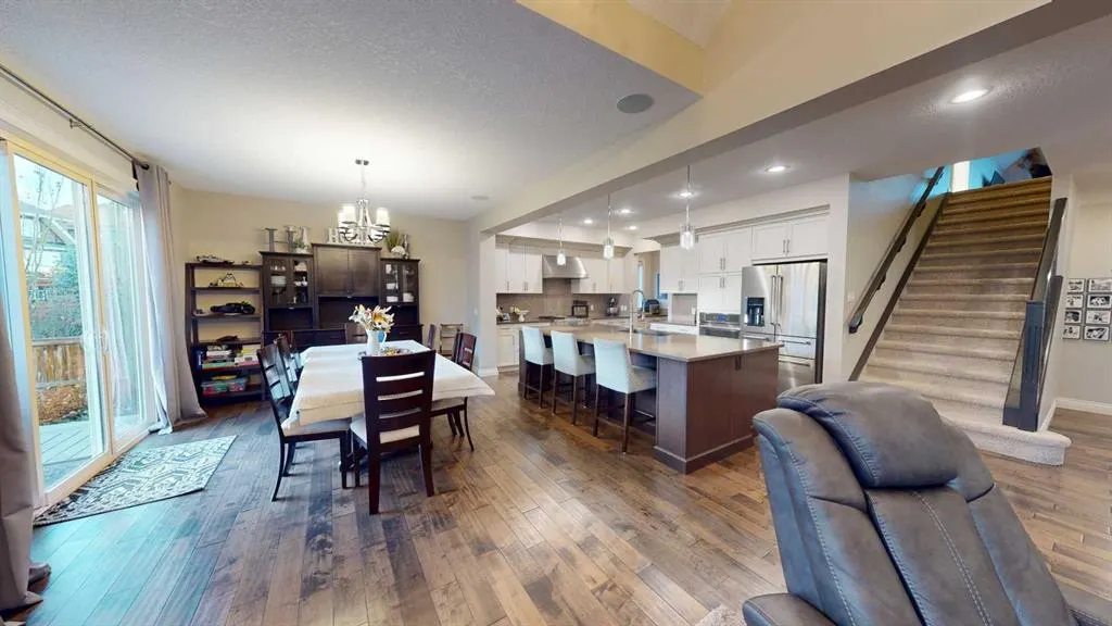 230 Mahogany Place SE