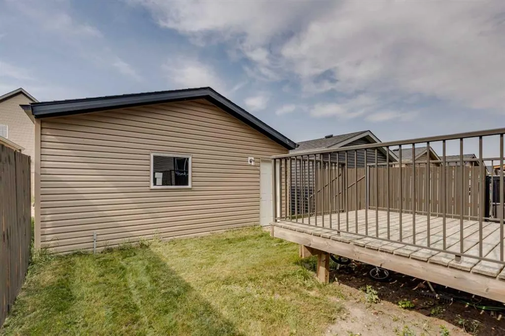 289 Skyview Ranch Boulevard NE