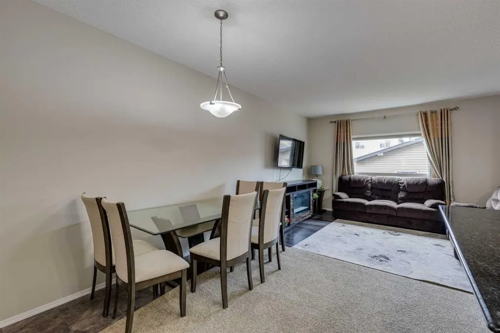 289 Skyview Ranch Boulevard NE