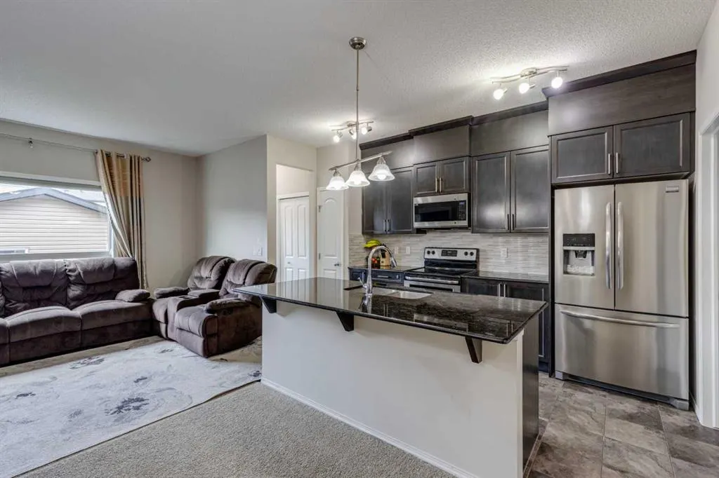 289 Skyview Ranch Boulevard NE
