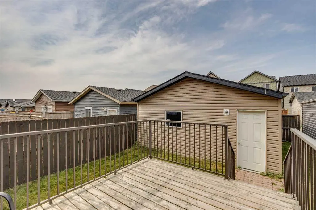 289 Skyview Ranch Boulevard NE