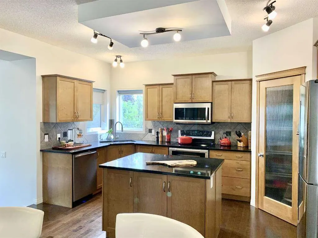360 Parkmere Green