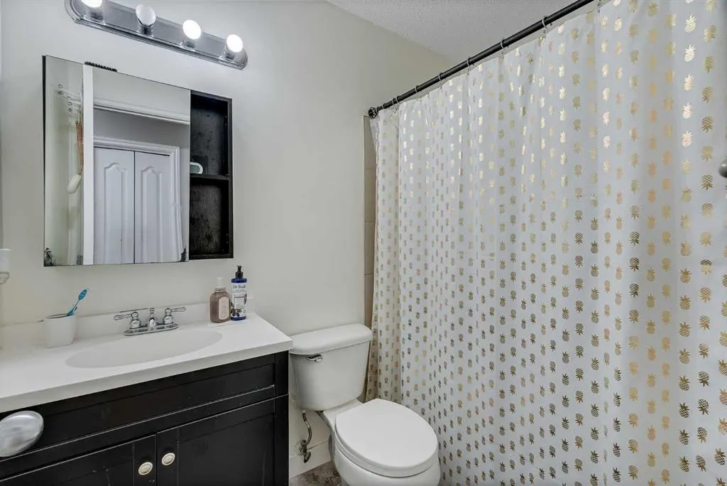 544 Blackhorn Road NE, #302