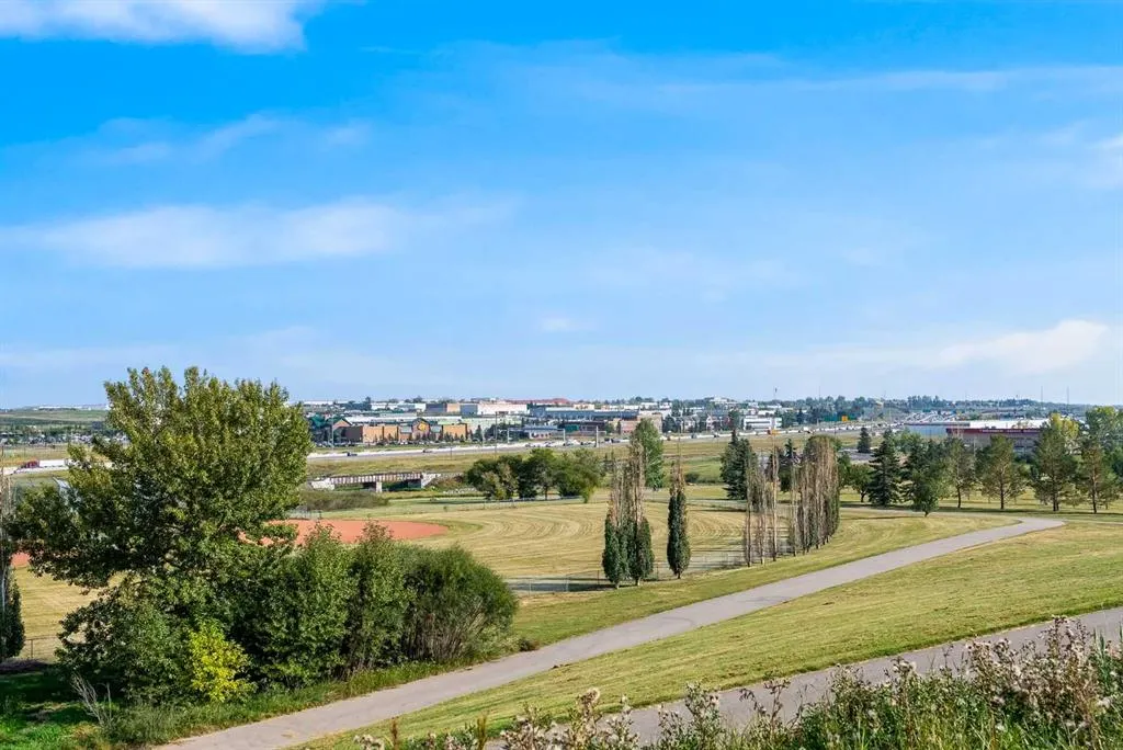 544 Blackhorn Road NE, #302